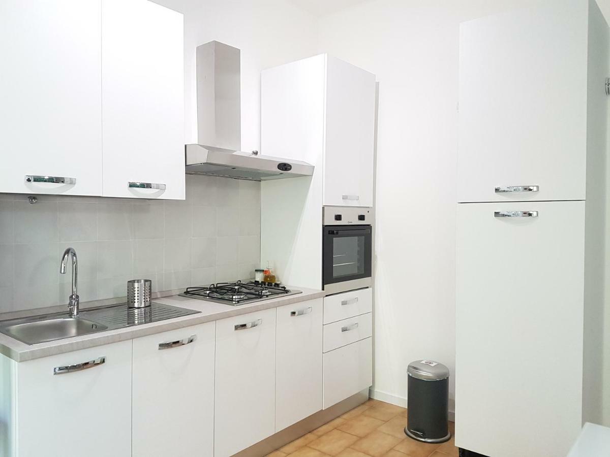 Lab3 City Private Apartment - 2 Bedrooms Pavia Eksteriør billede
